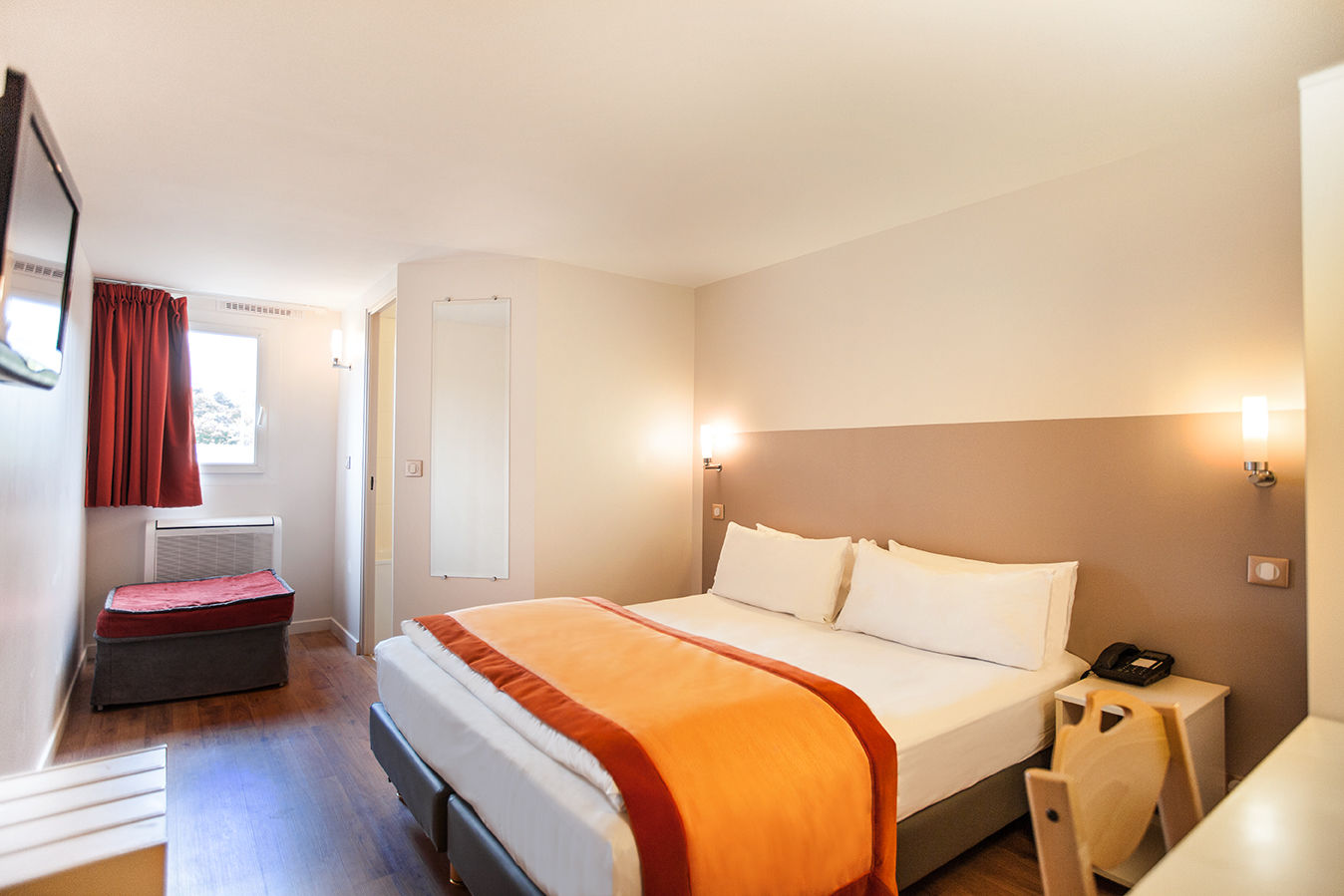 Hotel L'Amandier Nanterre Exterior foto